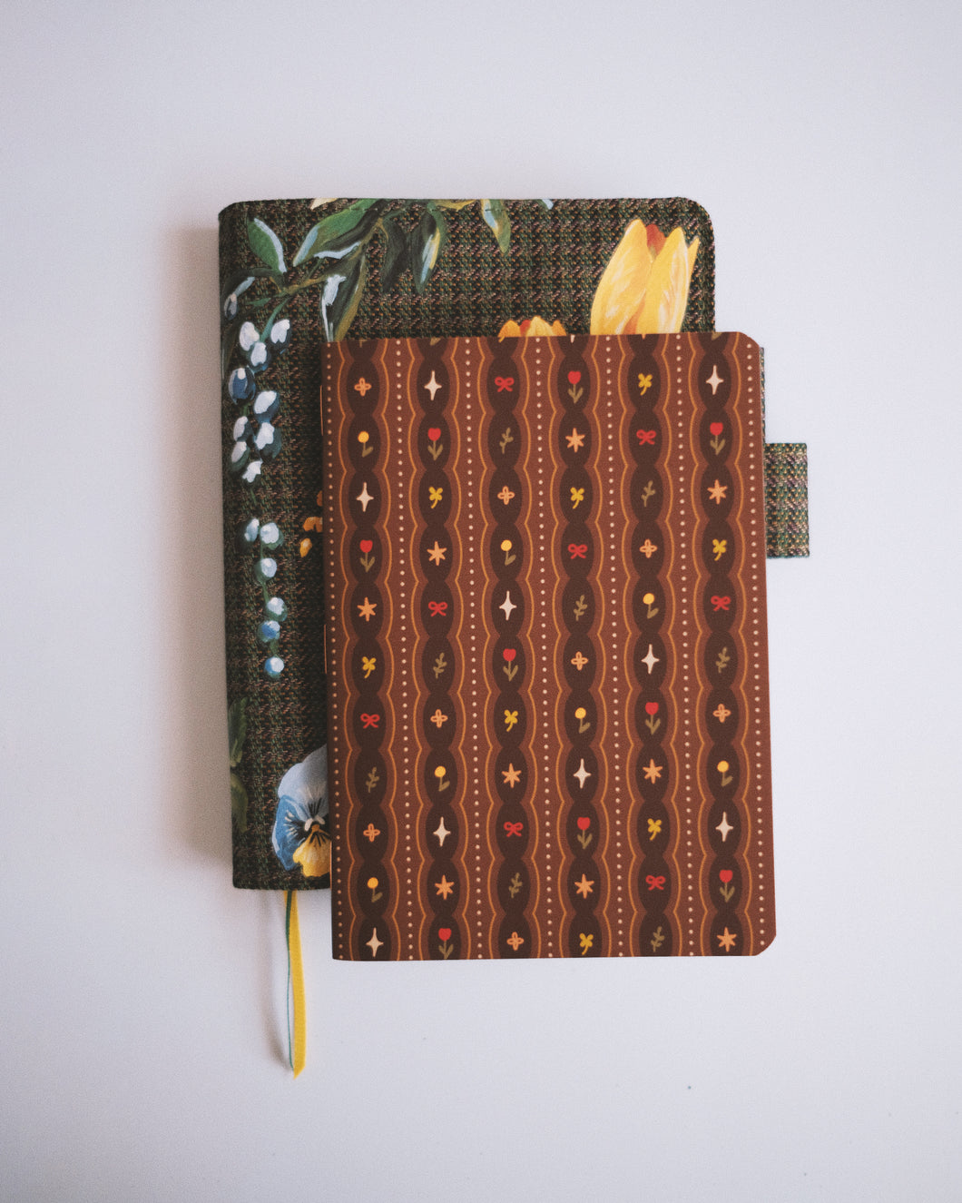 Wallpaper Brown ✺ A6 Pocket Journal