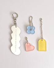 Load image into Gallery viewer, PLAY 🎈4-in-1 Mirror Keychain
